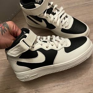 Nike Air Force 1 ‘07 Mid Every 1 size 9.5 womens reverse panda unisex